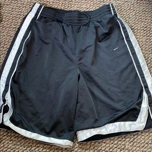 NIKE basketball shorts size XL